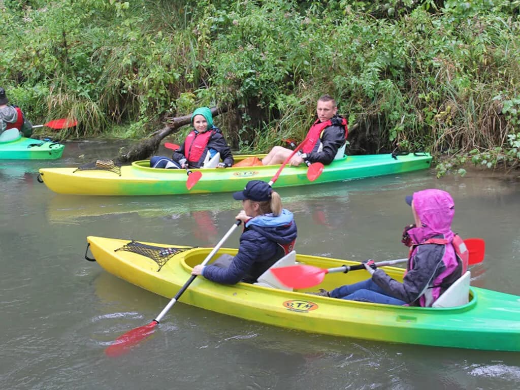 Spływ kajakowy Sosnowiec: poznaj szczegóły, trasy i atrakcje Spływ kajakowy Sosnowiec: poznaj szczegóły, trasy i atrakcje