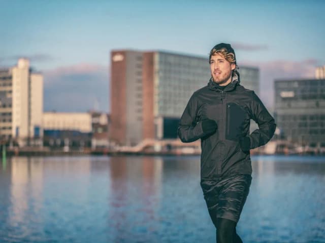 Ile biegać dziennie, aby osiągnąć lepsze wyniki i uniknąć kontuzji Ile biegać dziennie, aby osiągnąć lepsze wyniki i uniknąć kontuzji